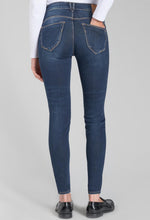 Load image into Gallery viewer, Le Temps dark blue ankle jeans
