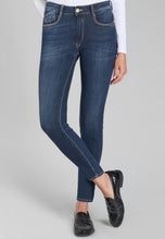 Load image into Gallery viewer, Le Temps dark blue ankle jeans
