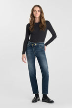 Load image into Gallery viewer, Le Temps asymmetrical button ankle jeans
