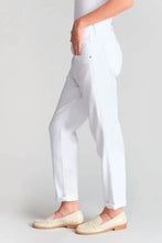 Load image into Gallery viewer, Le Temps white jeans
