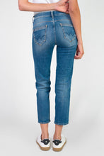 Load image into Gallery viewer, Le Temps double button blue ankle jeans
