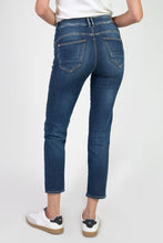 Load image into Gallery viewer, Le Temps asymmetrical button ankle jeans
