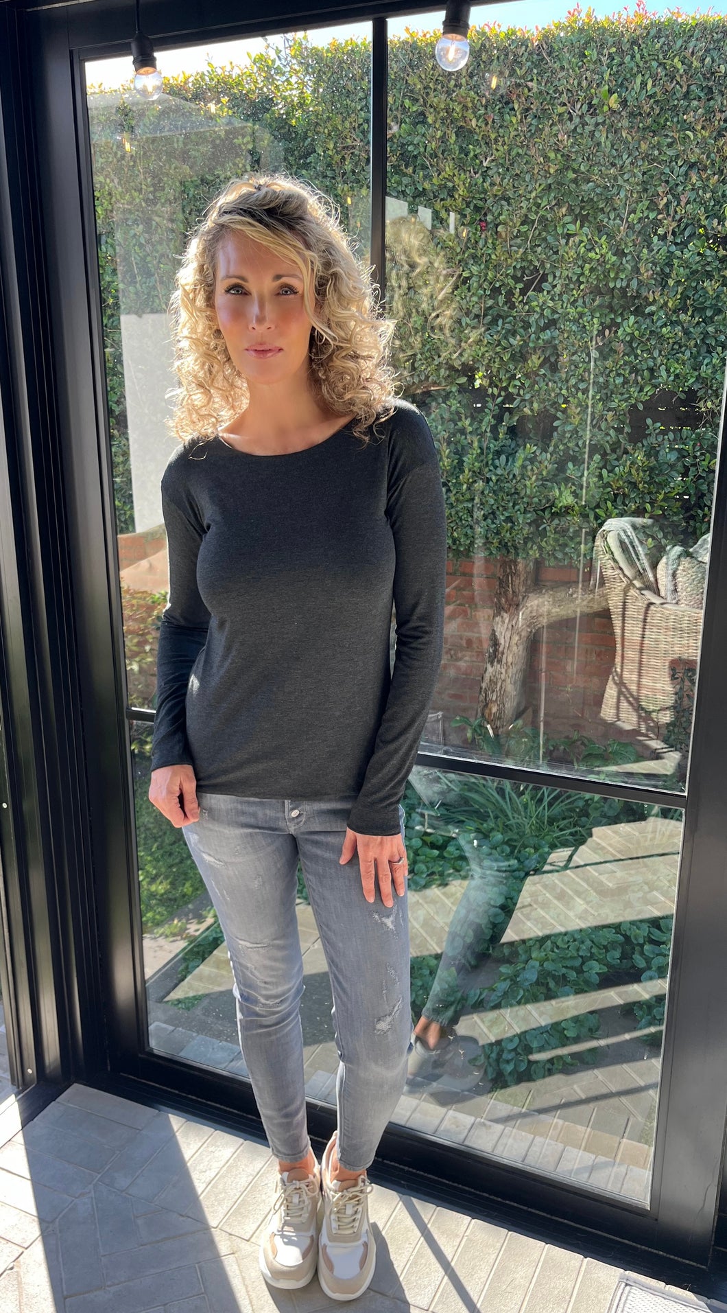 Zizi’s double layer top