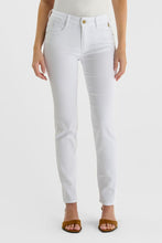 Load image into Gallery viewer, Le Temps white jeans
