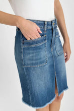 Load image into Gallery viewer, Le Temps denim skirt
