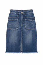 Load image into Gallery viewer, Le Temps denim skirt
