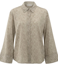 Load image into Gallery viewer, Yaya blouse
