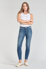 Load image into Gallery viewer, Le Temps blue ankle jeans
