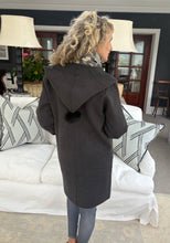 Load image into Gallery viewer, Hood pom pom cardigan
