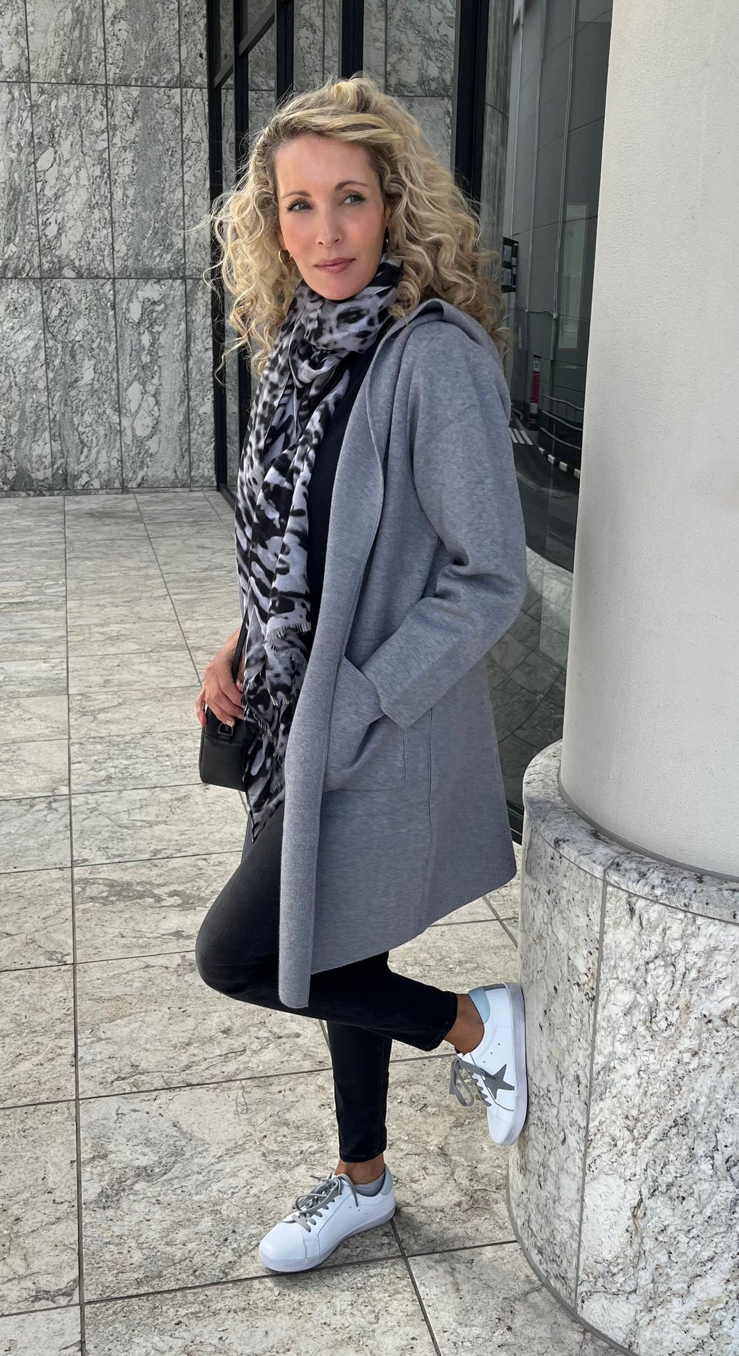 Hood pom pom cardigan