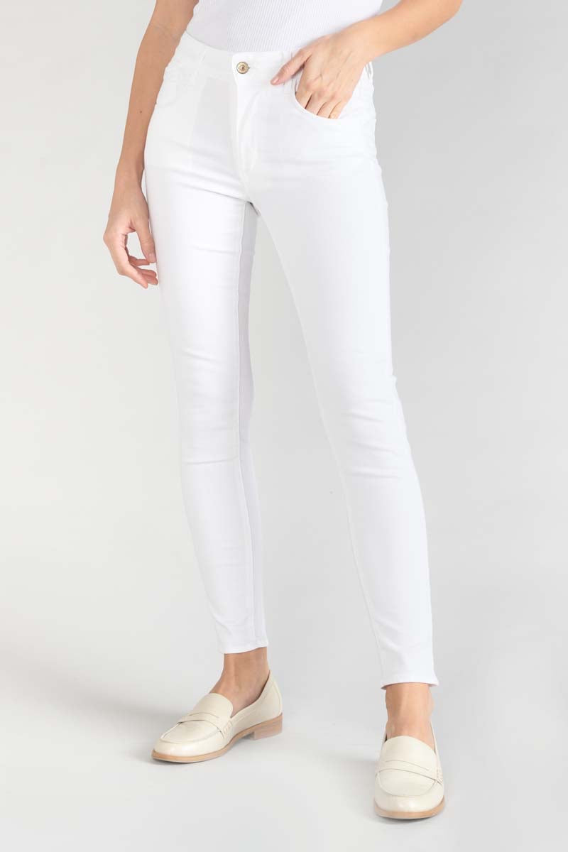 Le Temps skinny white jeans