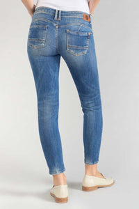 Le Temps button jeans