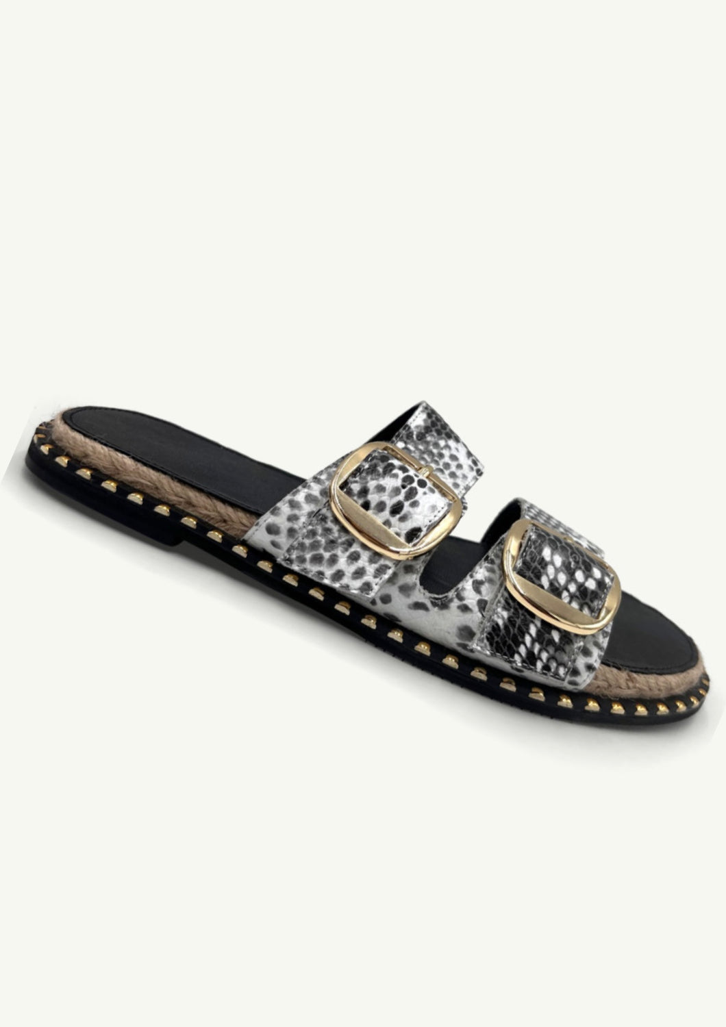 Leather sandals