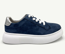 Load image into Gallery viewer, Bayley blue sneakers
