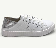 Load image into Gallery viewer, Valentina white sneakers
