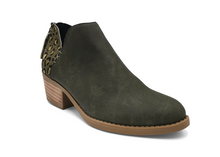 Load image into Gallery viewer, Yara olive leather boot
