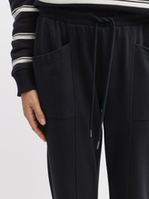 Load image into Gallery viewer, Yarra Trail black jogger pants

