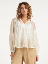 Load image into Gallery viewer, Smashed Lemon blouse
