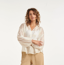 Load image into Gallery viewer, Smashed Lemon blouse
