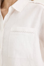 Load image into Gallery viewer, Yarra Trail white shirt
