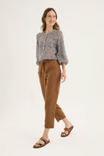 Load image into Gallery viewer, Yarra Trail blouse
