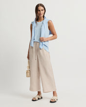 Load image into Gallery viewer, Yarra Trail knit vest
