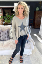 Load image into Gallery viewer, Le Temps black boyfriend fit jeans
